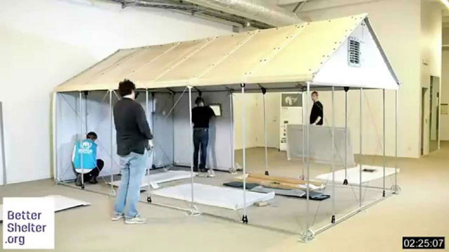 اتاقک های از پیش ساخته شده و قابل حمل برای پناهجویان