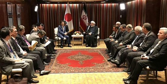 رئیس‌جمهور ایران و نخست‌وزیر ژاپن دیدار کردند