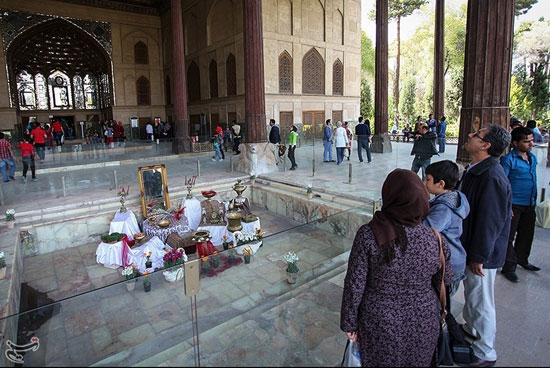 نقش جهان میزبان مسافران نوروزی