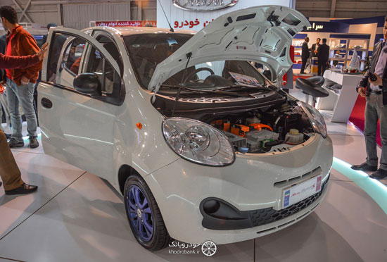 گشتی در نمایشگاه خودرو ایران