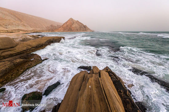 خلیج فارس مواج پس از بارش‌های زمستانه