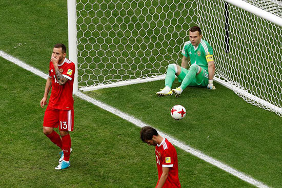 ۱۰ اشتباه دروازه‌بان‌ها در تاریخ جام‌های جهانی