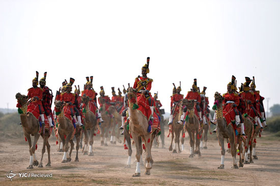 عکس: رژه‌ نظامیان شترسوار در پاکستان
