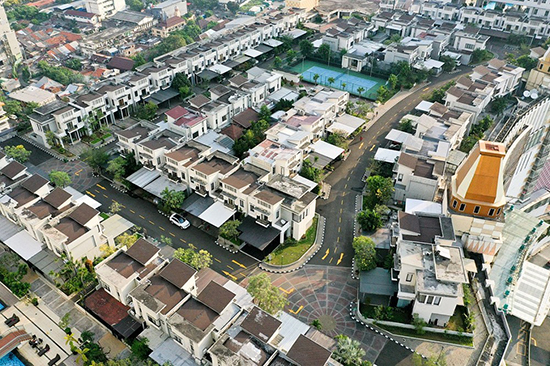 شهرهای کوچک روی بام ساختمان‌های بزرگ جاکارتا