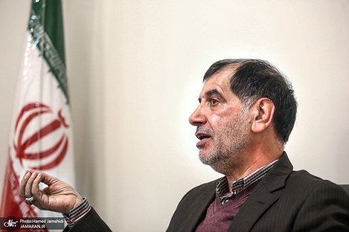 کنایه باهنر به احمدی‌نژاد و روحانی