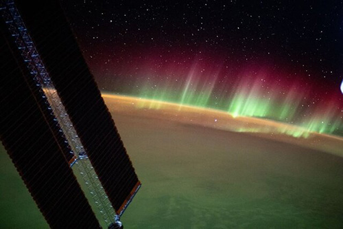 شفق قطبی از منظر ایستگاه فضایی بین‌المللی