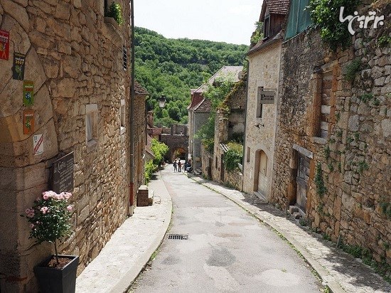 روستای عمودی روکامادور در فرانسه
