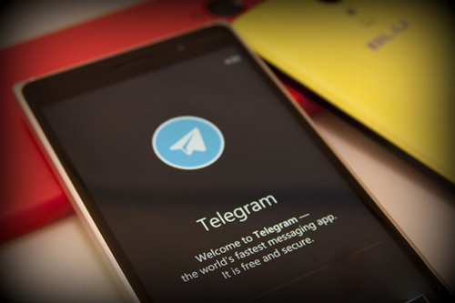 تلگرام نمی تواند جای احزاب را بگیرد