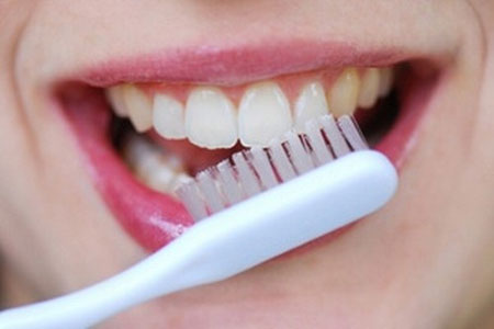 دندان‌های سالم با نسخه بوعلی سینا