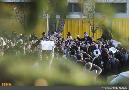 تصاویر: استقبال از احمدی نژاد در مهرآباد