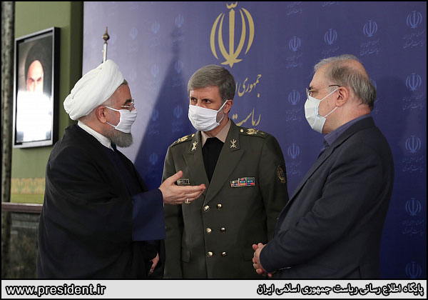 روحانی هم بالاخره ماسک زد