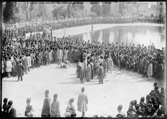 تصاویر: حال و روز دربار در عصر قاجار