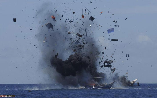منفجر کردن قایق ماهیگیران +عکس