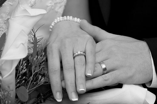 ازدواج با مخالفت خانواده ها ممکن است؟