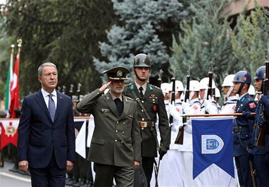 امیرحاتمی با وزیر دفاع ترکیه دیدار کرد