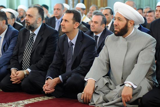 تصاویری از حضور بشار اسد در نماز عید فطر