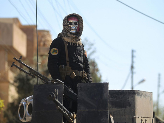 ظاهر عجیب سرباز عراقی در عملیات موصل