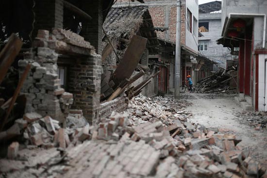 تصاویر: چین بعد از زلزله ویرانگر 7 ریشتری