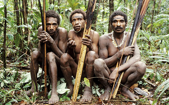 تنها قبیله آدمخوار باقی مانده در دنیا +عکس