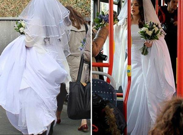 رفتن به مراسم عروسی با اتوبوس! + عکس