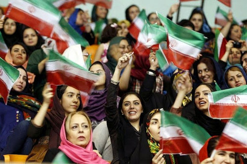زنان ایران به استادیوم ها راه پیدا می کنند؟