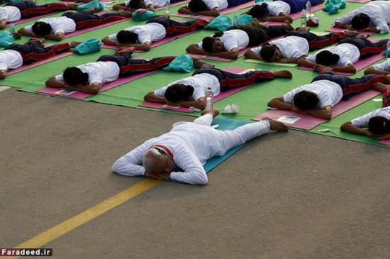 آقای نخست‌ وزیر، تمرین‌ دهنده یوگا +عکس