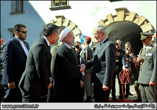 استقبال رئیس جمهور اتریش از دکتر روحانی