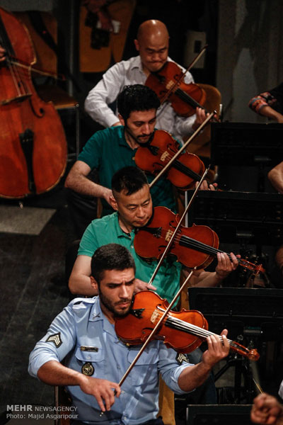 عکس: تمرین ارکستر فیلارمونیک در تهران