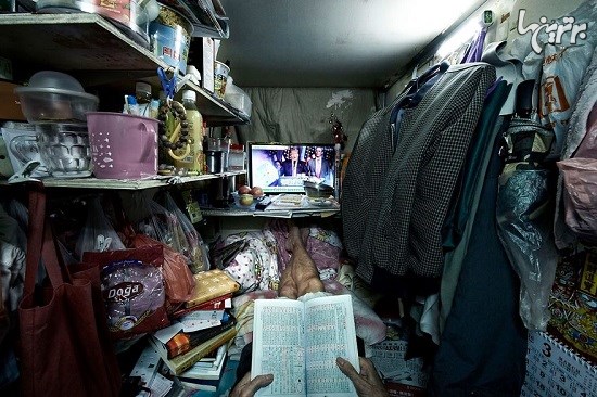 تصاویر تکان دهنده از زندگی در خانه‌های تابوتی هنگ کنگ