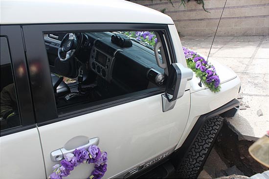 عکس: يک حادثه عجيب برای ماشین عروس