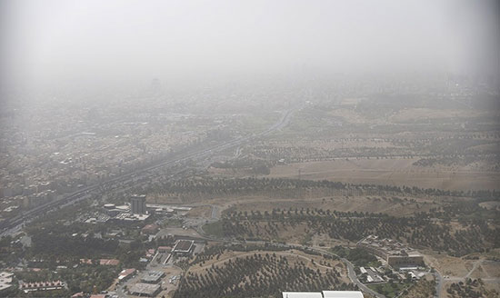 تهران، غرق در گردوغبار شدید