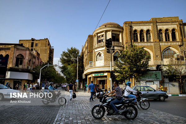 محله‌گردی در تهران؛ «خیابان لاله‌زار»