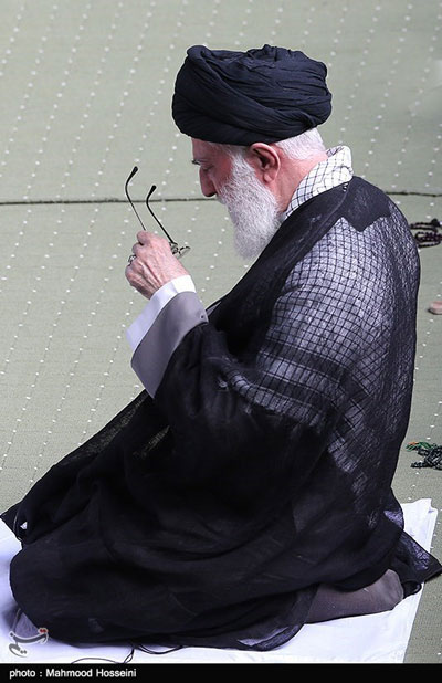 عکس: اقامه نماز عید فطر به امامت رهبری
