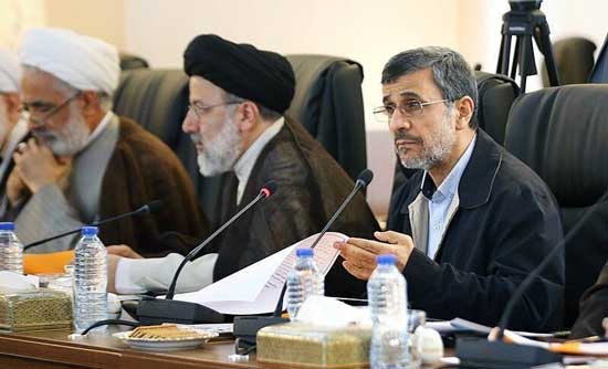 کنایه به رئیسی؛ نکند رئیس‌جمهور احمدی‌نژاد است؟