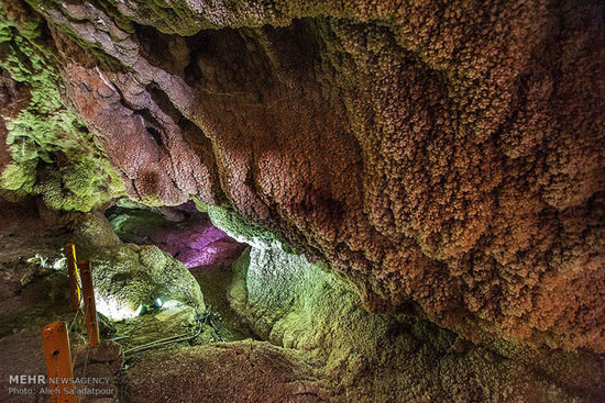 گشتی در غار زیبای «چال‌ نخجیر» +عکس