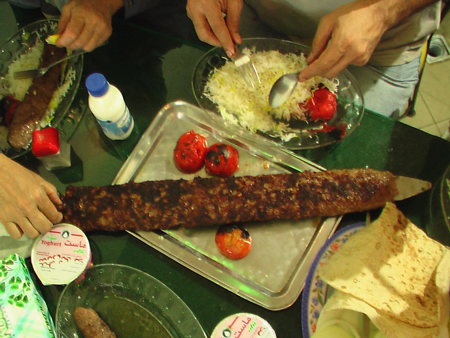 در ایران از چلوکباب محبوب تر، غذایی نیست