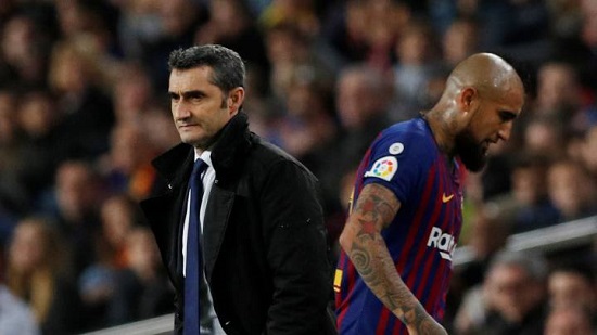 سوت‌های اعتراضی علیه والورده در نوکمپ