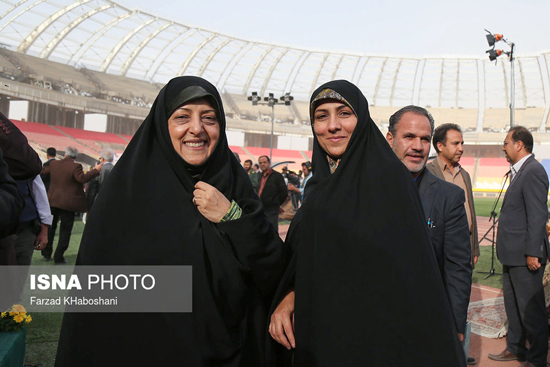 افتتاح ورزشگاه نقش جهان با حضور جهانگیری