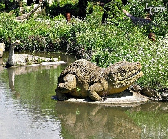 دایناسورهای ویکتوریایی عجیب در پارک کریستال پالاس