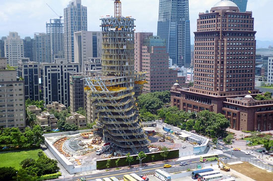 برج باغ آگورا؛ برج مارپیچی دوگانه DNA در تایپه تایوان