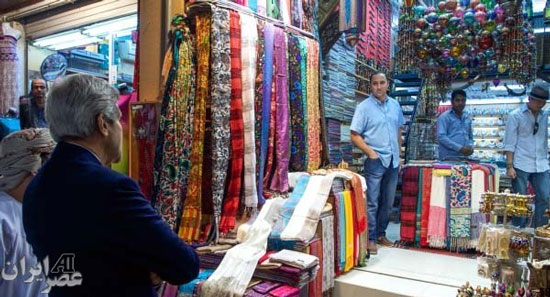 عکس: جان کری در بازار سنتی عمان