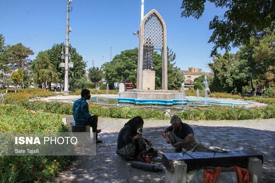 زخم اعتیاد بر میدان تاریخی «مشتاق» کرمان