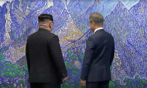 دیدار تاریخی رهبران دو کره در «پانمونجوم»