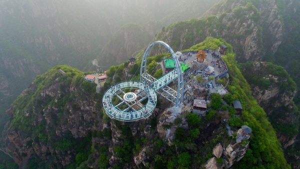 گردشگری عمودی در ارتفاعات شگفت آور چین