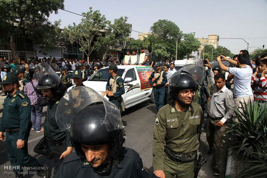 عکس: گرداندن اراذل و اوباش در مشهد