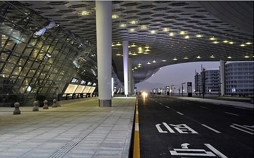 فرودگاه بین المللی شنزن چین