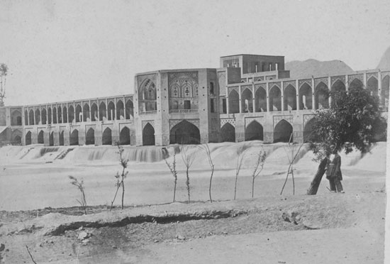 عکس: زاینده رود پرآب در عهد قاجار