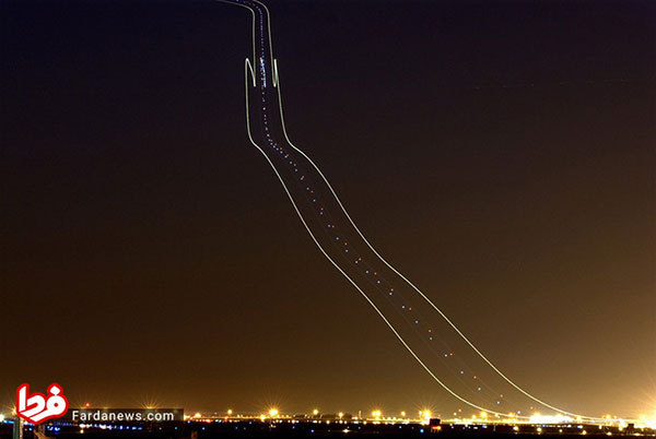 ۱۳ عکس حرفه‎ای از مسیر فرود هواپیما‌ها در شب