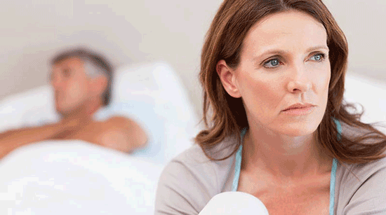 درمان خشکی واژن | علل، علائم و روش های درمان فوری و قطعی