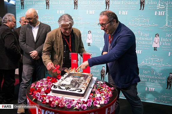 کیک تولد ۱۲۰ سالگی سینمای ایران بریده شد